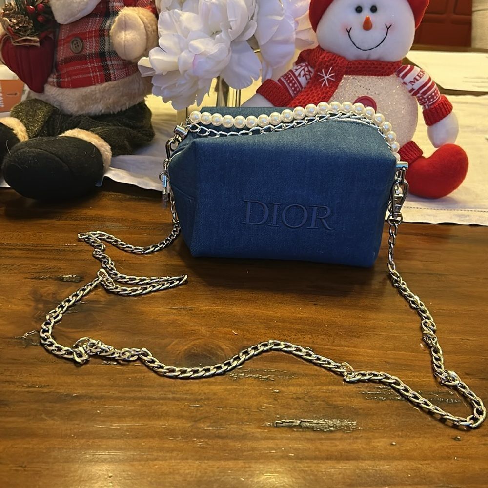 Dior  